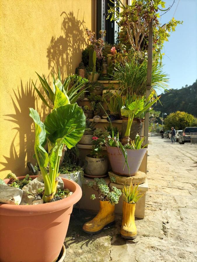 La Casa Di Sveva Ragusa Exterior foto